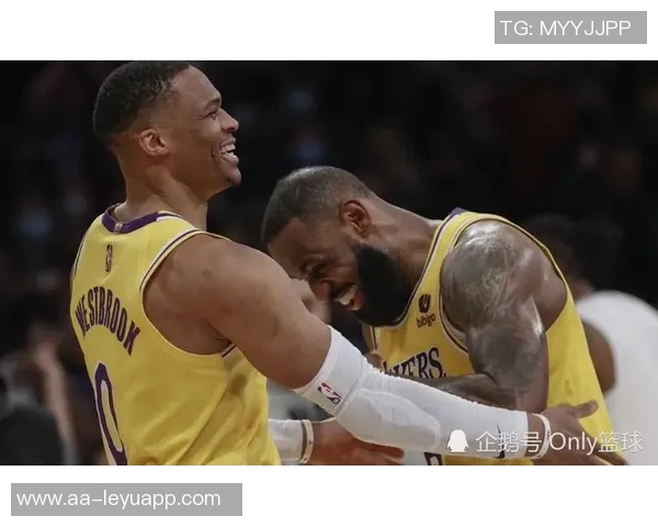 拉拉维亚谈防守挑战雷迪克鼓励我展现强硬风格