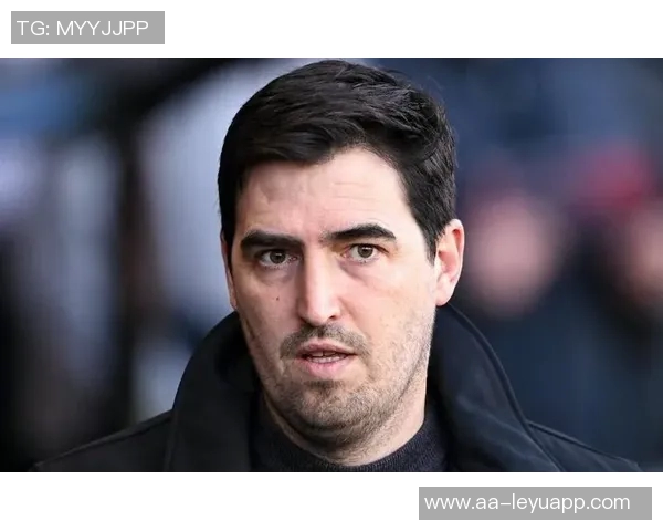 伯恩茅斯总监高度赞扬伊劳拉对俱乐部成功的关键贡献与影响